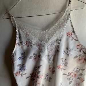 Rue 21 floral tank top